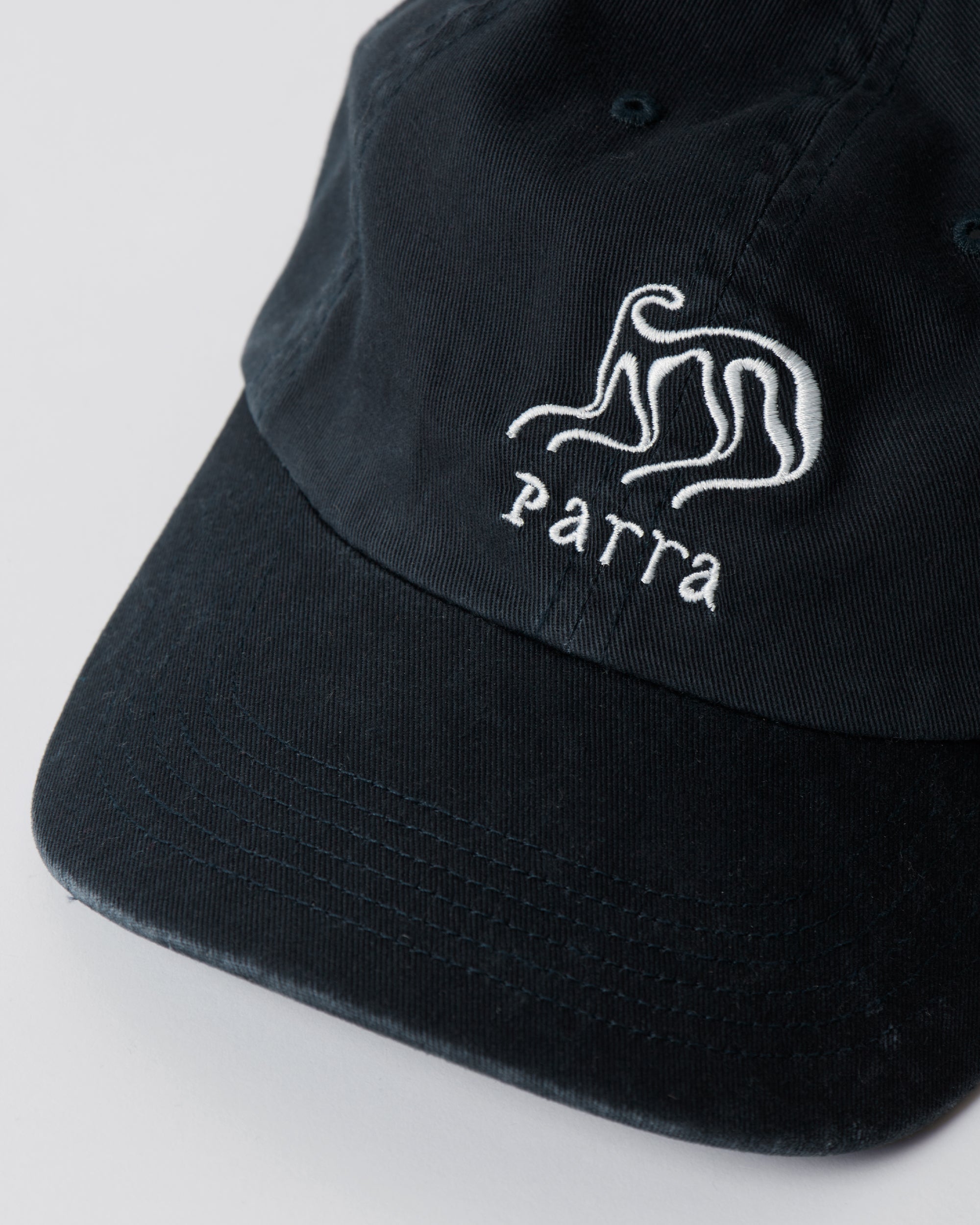 Alien head 6 panel hat – by Parra USA